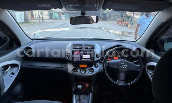 Buy Used Toyota RAV4 White Car in Dar es Salaam in Dar es Salaam Buy Used Toyota RAV4 White Car in Dar es Salaam in Dar es Salaam