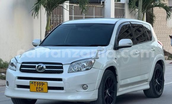 Buy Used Toyota RAV4 White Car in Dar es Salaam in Dar es Salaam Buy Used Toyota RAV4 White Car in Dar es Salaam in Dar es Salaam