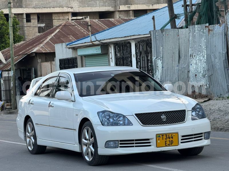 Big with watermark toyota crown dar es salaam dar es salaam 25647