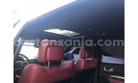 Nunua Imported Dodge Durango Nyeupe Gari ndani ya Import - Dubai nchini Arusha Nunua Imported Dodge Durango Nyeupe Gari ndani ya Import - Dubai nchini Arusha