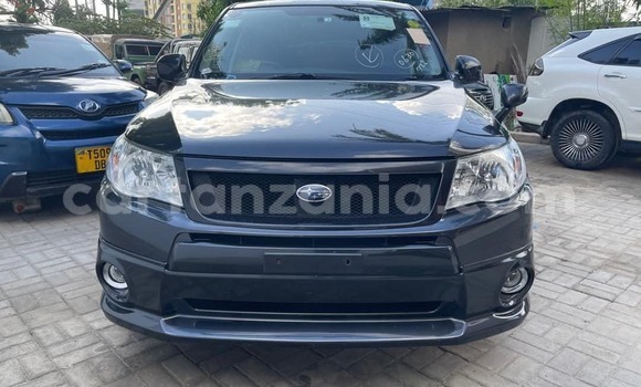 Nunua Imported Subaru Forester Nyeusi Gari ndani ya Dar es Salaam nchini Dar es Salaam