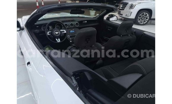 Nunua Imported Ford Mustang Nyeupe Gari ndani ya Import - Dubai nchini Arusha Nunua Imported Ford Mustang Nyeupe Gari ndani ya Import - Dubai nchini Arusha