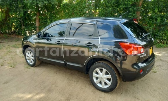 Nunua Ilio tumika Nissan Dualis Nyeusi Gari ndani ya Dar es Salaam nchini Dar es Salaam Nunua Ilio tumika Nissan Dualis Nyeusi Gari ndani ya Dar es Salaam nchini Dar es Salaam