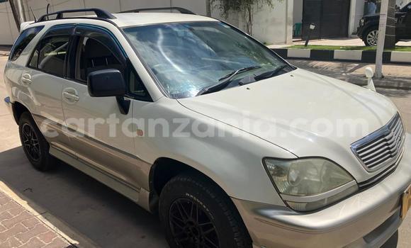 Buy Used Toyota Harrier White Car in Dar es Salaam in Dar es Salaam Buy Used Toyota Harrier White Car in Dar es Salaam in Dar es Salaam
