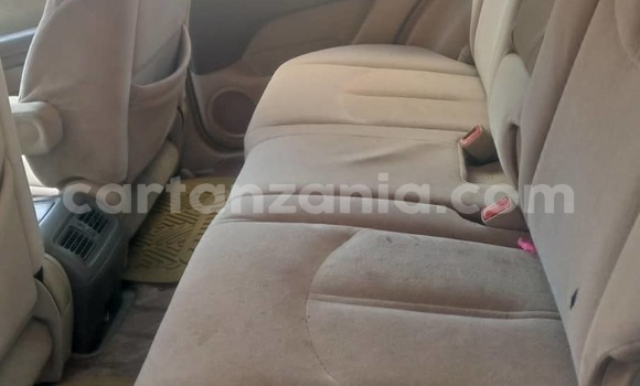 Buy Used Toyota Harrier White Car in Dar es Salaam in Dar es Salaam Buy Used Toyota Harrier White Car in Dar es Salaam in Dar es Salaam