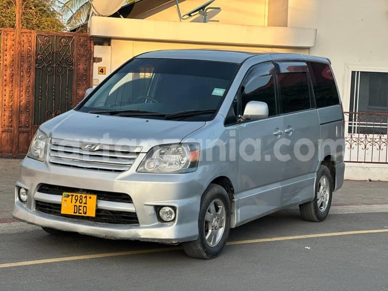 Big with watermark toyota noah dar es salaam dar es salaam 25720