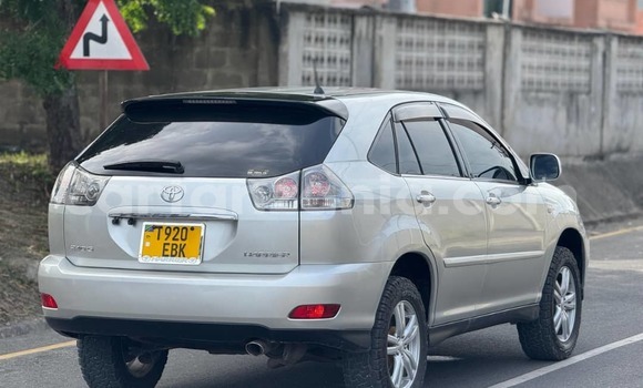Buy Used Toyota Harrier Silver Car in Dar es Salaam in Dar es Salaam