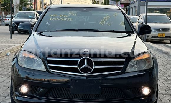 Nunua Ilio tumika Mercedes‒Benz C-klasse AMG Nyeusi Gari ndani ya Dar es Salaam nchini Dar es Salaam