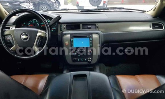 Nunua Imported Chevrolet Tahoe Nyeusi Gari ndani ya Import - Dubai nchini Arusha Nunua Imported Chevrolet Tahoe Nyeusi Gari ndani ya Import - Dubai nchini Arusha