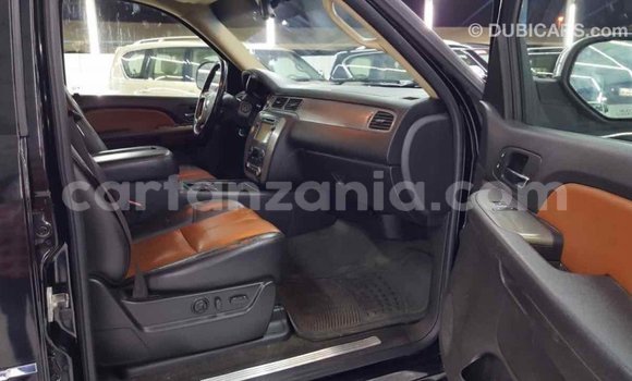 Nunua Imported Chevrolet Tahoe Nyeusi Gari ndani ya Import - Dubai nchini Arusha Nunua Imported Chevrolet Tahoe Nyeusi Gari ndani ya Import - Dubai nchini Arusha