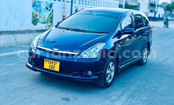 Nunua Ilio tumika Toyota Wish Bluu Gari ndani ya Dar es Salaam nchini Dar es Salaam