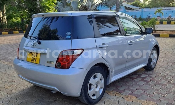 Nunua Ilio tumika Toyota IST Fedha Gari ndani ya Dar es Salaam nchini Dar es Salaam Nunua Ilio tumika Toyota IST Fedha Gari ndani ya Dar es Salaam nchini Dar es Salaam