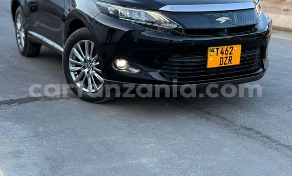 Buy Used Toyota Harrier Black Car in Dar es Salaam in Dar es Salaam