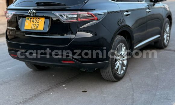 Nunua Ilio tumika Toyota Harrier Nyeusi Gari ndani ya Dar es Salaam nchini Dar es Salaam Nunua Ilio tumika Toyota Harrier Nyeusi Gari ndani ya Dar es Salaam nchini Dar es Salaam