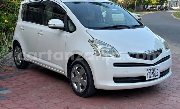 Buy New Toyota Ractis White Car in Ilala in Dar es Salaam Buy New Toyota Ractis White Car in Ilala in Dar es Salaam