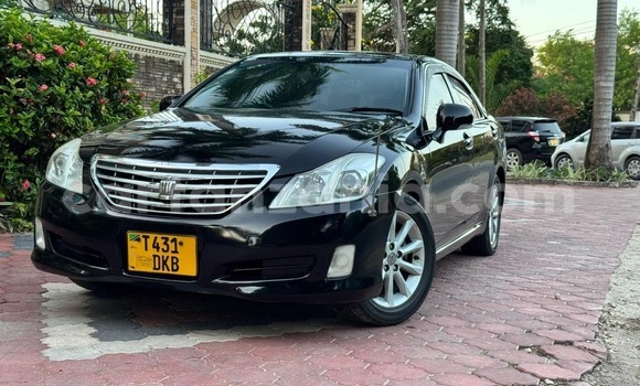 Buy Used Toyota Crown Black Car in Ilala in Dar es Salaam