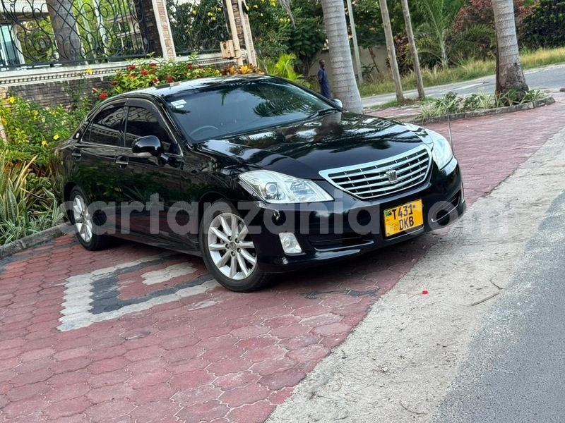 Big with watermark toyota crown dar es salaam ilala 25795