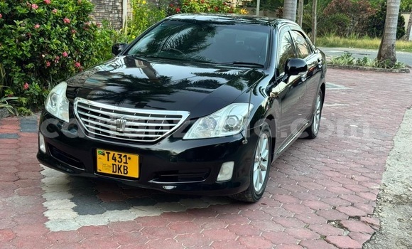Nunua Ilio tumika Toyota Crown Nyeusi Gari ndani ya Ilala nchini Dar es Salaam Nunua Ilio tumika Toyota Crown Nyeusi Gari ndani ya Ilala nchini Dar es Salaam