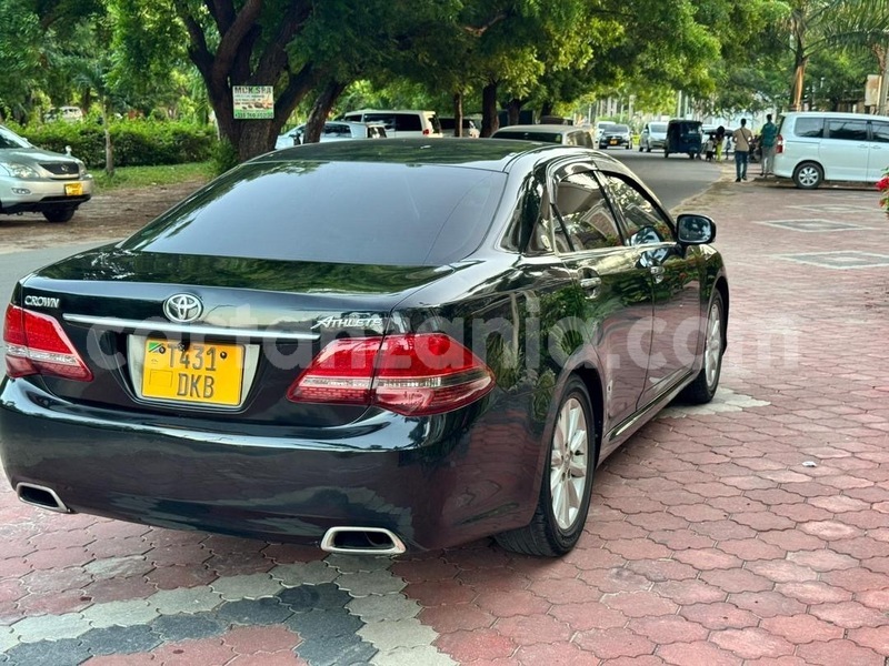 Big with watermark toyota crown dar es salaam ilala 25795