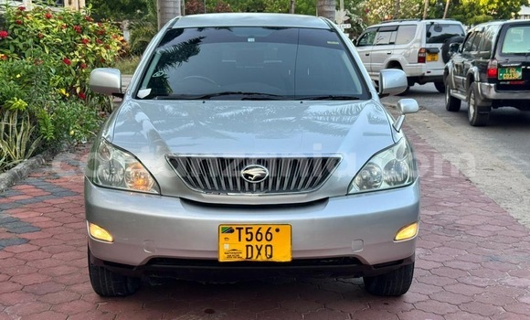 Nunua Ilio tumika Toyota Harrier Nyeusi Gari ndani ya Ilala nchini Dar es Salaam Nunua Ilio tumika Toyota Harrier Nyeusi Gari ndani ya Ilala nchini Dar es Salaam