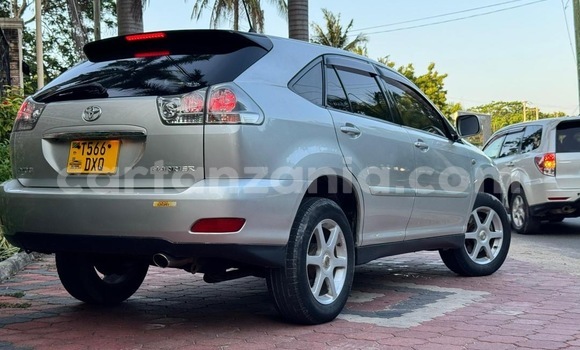 Nunua Ilio tumika Toyota Harrier Nyeusi Gari ndani ya Ilala nchini Dar es Salaam Nunua Ilio tumika Toyota Harrier Nyeusi Gari ndani ya Ilala nchini Dar es Salaam