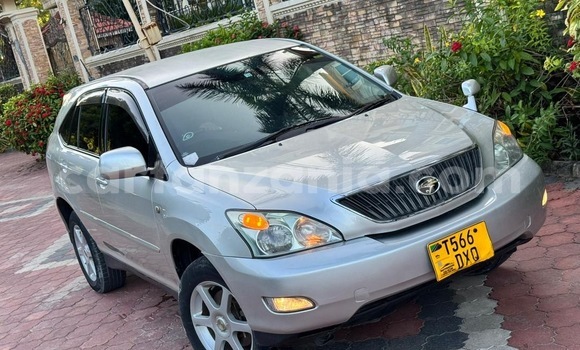 Nunua Ilio tumika Toyota Harrier Nyeusi Gari ndani ya Ilala nchini Dar es Salaam Nunua Ilio tumika Toyota Harrier Nyeusi Gari ndani ya Ilala nchini Dar es Salaam