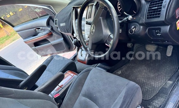 Nunua Ilio tumika Toyota Harrier Nyeusi Gari ndani ya Ilala nchini Dar es Salaam Nunua Ilio tumika Toyota Harrier Nyeusi Gari ndani ya Ilala nchini Dar es Salaam