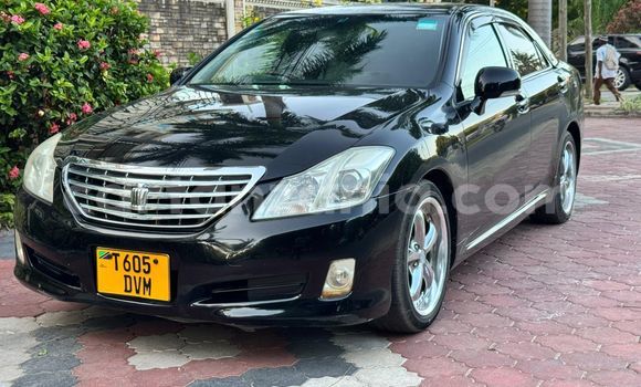 Buy Used Toyota Crown Black Car in Ilala in Dar es Salaam