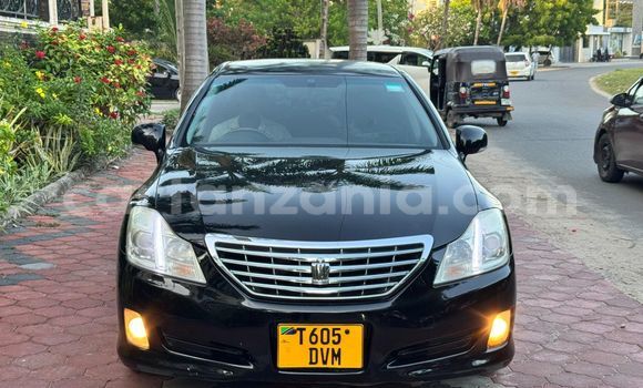 Nunua Ilio tumika Toyota Crown Nyeusi Gari ndani ya Ilala nchini Dar es Salaam Nunua Ilio tumika Toyota Crown Nyeusi Gari ndani ya Ilala nchini Dar es Salaam