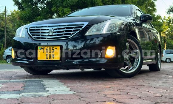 Nunua Ilio tumika Toyota Crown Nyeusi Gari ndani ya Ilala nchini Dar es Salaam Nunua Ilio tumika Toyota Crown Nyeusi Gari ndani ya Ilala nchini Dar es Salaam
