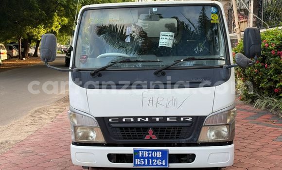 Buy Used Mitsubishi Chariot White Car in Ilala in Dar es Salaam Buy Used Mitsubishi Chariot White Car in Ilala in Dar es Salaam