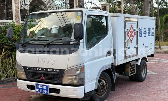 Buy Used Mitsubishi Chariot White Car in Ilala in Dar es Salaam Buy Used Mitsubishi Chariot White Car in Ilala in Dar es Salaam