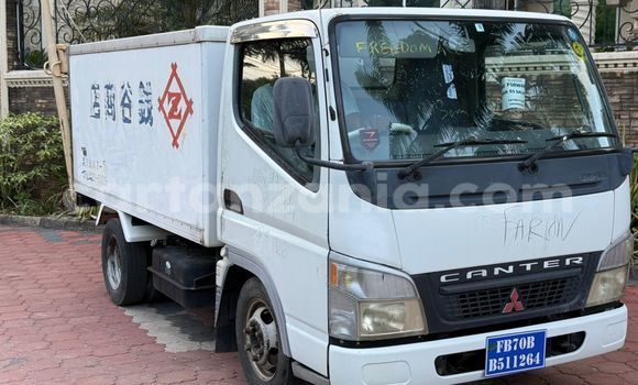 Buy Used Mitsubishi Chariot White Car in Ilala in Dar es Salaam Buy Used Mitsubishi Chariot White Car in Ilala in Dar es Salaam