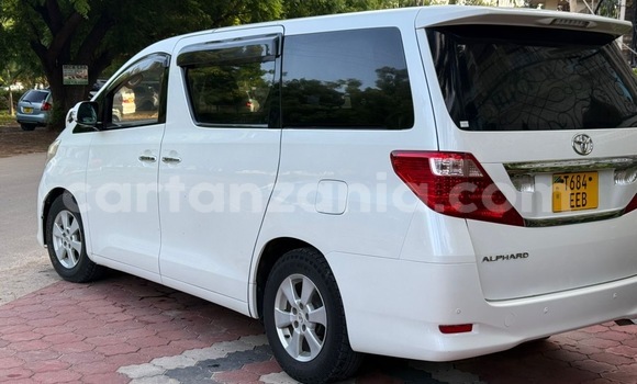 Buy Used Toyota Alphard White Car in Ilala in Dar es Salaam Buy Used Toyota Alphard White Car in Ilala in Dar es Salaam