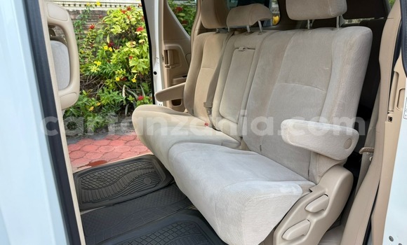 Buy Used Toyota Alphard White Car in Ilala in Dar es Salaam Buy Used Toyota Alphard White Car in Ilala in Dar es Salaam