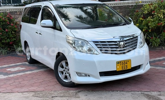 Buy Used Toyota Alphard White Car in Ilala in Dar es Salaam Buy Used Toyota Alphard White Car in Ilala in Dar es Salaam