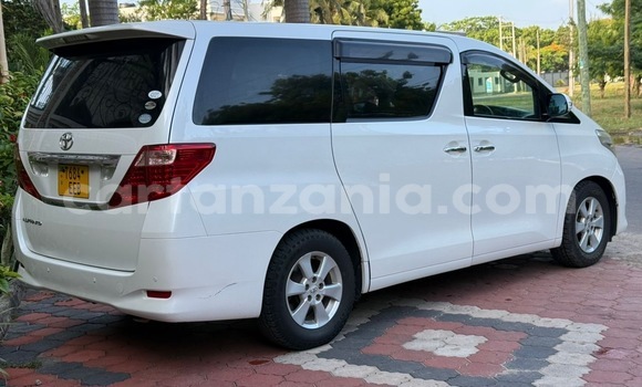 Buy Used Toyota Alphard White Car in Ilala in Dar es Salaam Buy Used Toyota Alphard White Car in Ilala in Dar es Salaam