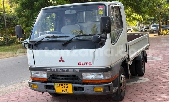 Buy Used Mitsubishi i White Car in Ilala in Dar es Salaam