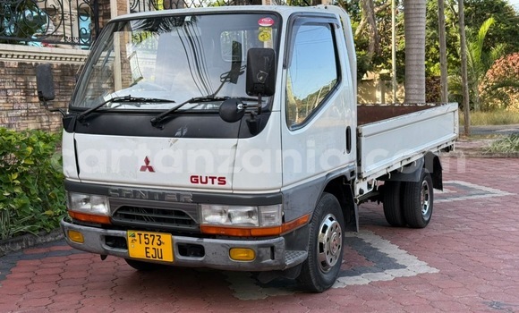 Buy Used Mitsubishi i White Car in Ilala in Dar es Salaam Buy Used Mitsubishi i White Car in Ilala in Dar es Salaam