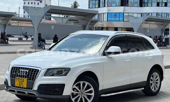 Nunua Ilio tumika Audi Q5 Nyeupe Gari ndani ya Ilala nchini Dar es Salaam Nunua Ilio tumika Audi Q5 Nyeupe Gari ndani ya Ilala nchini Dar es Salaam