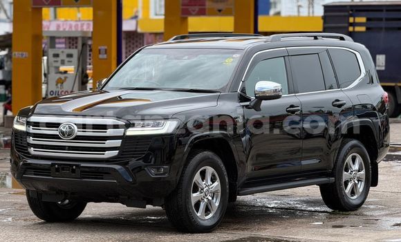 Nunua Imported Toyota Land Cruiser Nyeusi Gari ndani ya Dar es Salaam nchini Dar es Salaam Nunua Imported Toyota Land Cruiser Nyeusi Gari ndani ya Dar es Salaam nchini Dar es Salaam