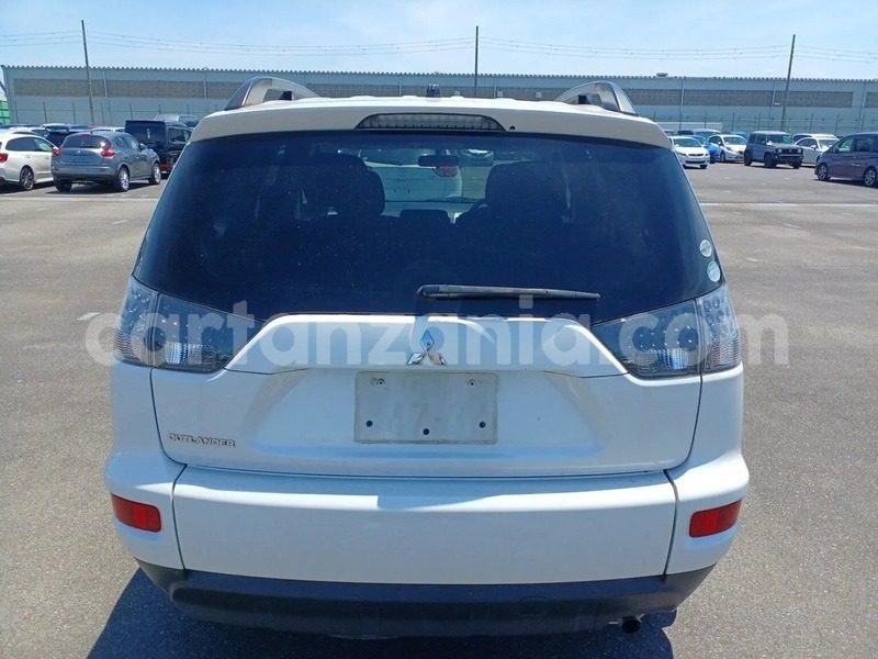 Big with watermark mitsubishi outlander dar es salaam dar es salaam 25828