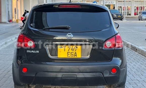Nunua Ilio tumika Nissan Dualis Beige Gari ndani ya Dar es Salaam nchini Dar es Salaam