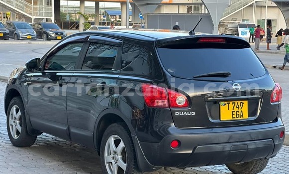 Nunua Ilio tumika Nissan Dualis Nyeusi Gari ndani ya Dar es Salaam nchini Dar es Salaam