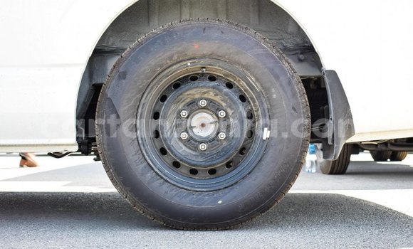 Buy Import Toyota Hiace White Car in Import - Dubai in Arusha Buy Import Toyota Hiace White Car in Import - Dubai in Arusha