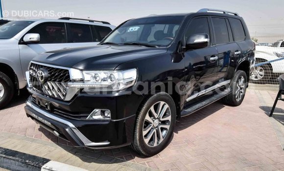 Nunua Imported Toyota Land Cruiser Nyeusi Gari ndani ya Import - Dubai nchini Arusha Nunua Imported Toyota Land Cruiser Nyeusi Gari ndani ya Import - Dubai nchini Arusha