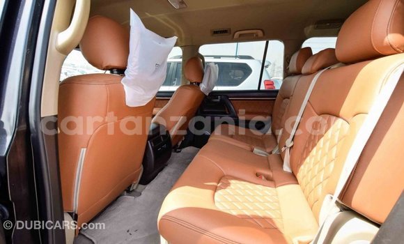 Nunua Imported Toyota Land Cruiser Nyeusi Gari ndani ya Import - Dubai nchini Arusha Nunua Imported Toyota Land Cruiser Nyeusi Gari ndani ya Import - Dubai nchini Arusha