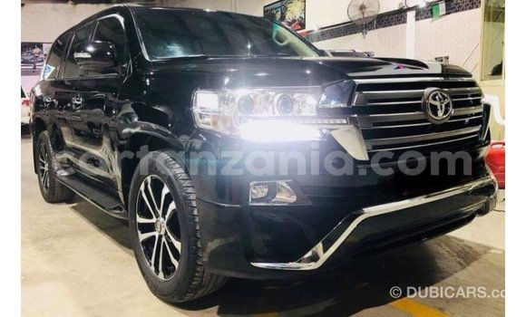 Buy Import Toyota Land Cruiser Black Car in Import - Dubai in Arusha Buy Import Toyota Land Cruiser Black Car in Import - Dubai in Arusha
