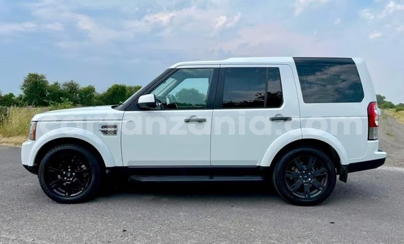 Nunua Imported Land Rover Discovery Nyeupe Gari ndani ya Dar es Salaam nchini Dar es Salaam Nunua Imported Land Rover Discovery Nyeupe Gari ndani ya Dar es Salaam nchini Dar es Salaam