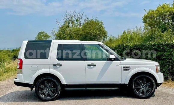 Nunua Imported Land Rover Discovery Nyeupe Gari ndani ya Dar es Salaam nchini Dar es Salaam Nunua Imported Land Rover Discovery Nyeupe Gari ndani ya Dar es Salaam nchini Dar es Salaam